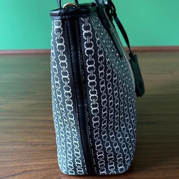 🔵🔵EUC Tory Burch Black/Navy/White Patterned Textured Tote🔵🔵
